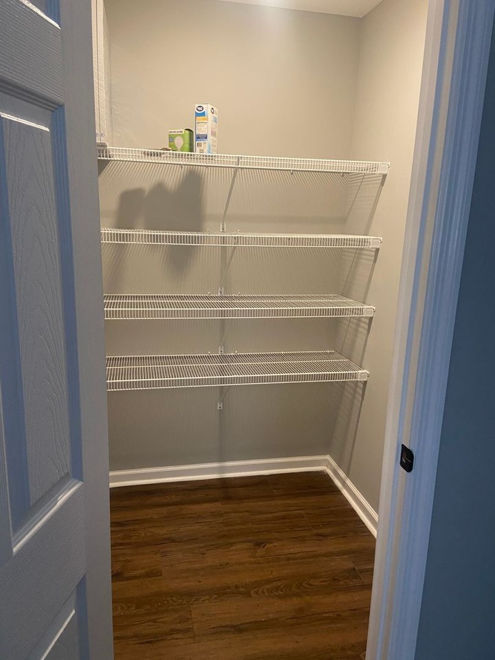 2579 Marathon Dr - Photo 7 of 11