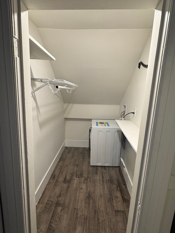 31 Hadley St #3 - Photo 5 of 12