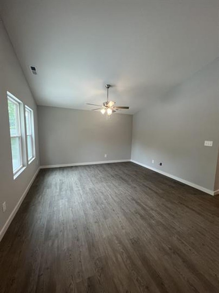 4631 Harsch St - Photo 2 of 10