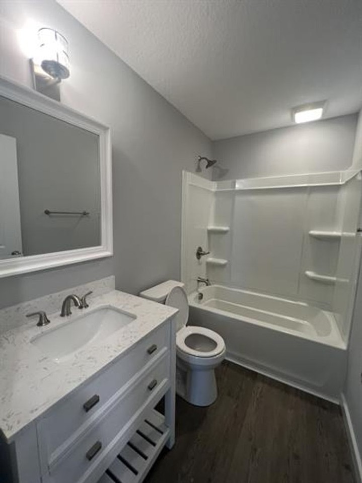 4631 Harsch St - Photo 6 of 10