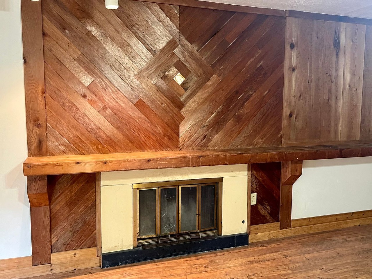 1413 W Chimes St - Photo 4 of 12
