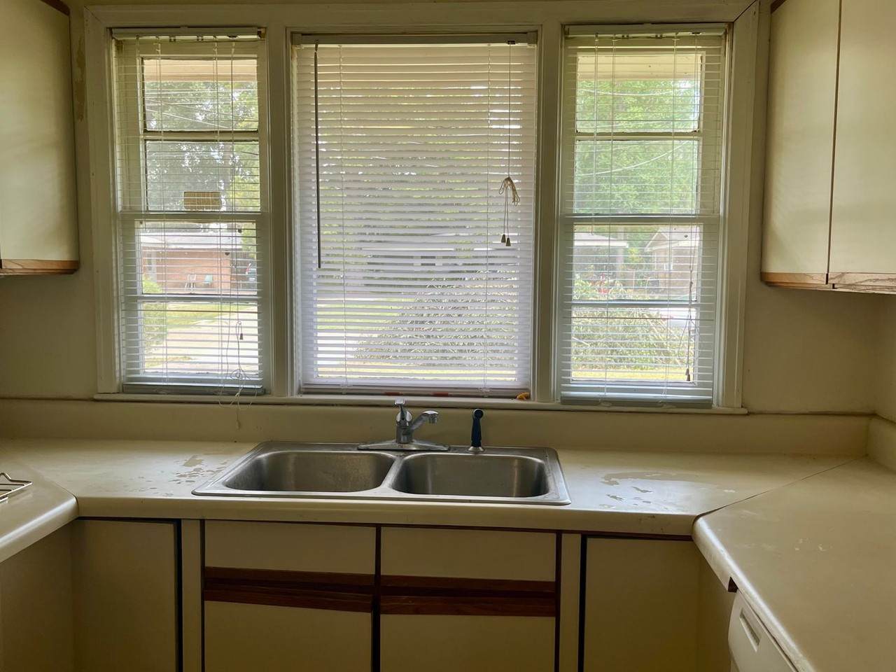 1413 W Chimes St - Photo 5 of 12