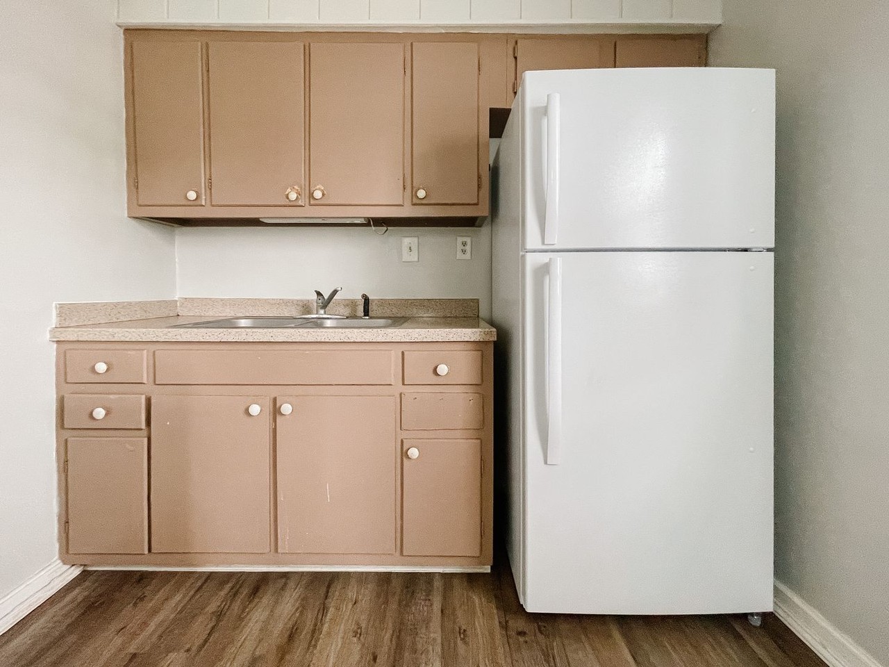 2208 S Ebright St - Photo 2 of 17