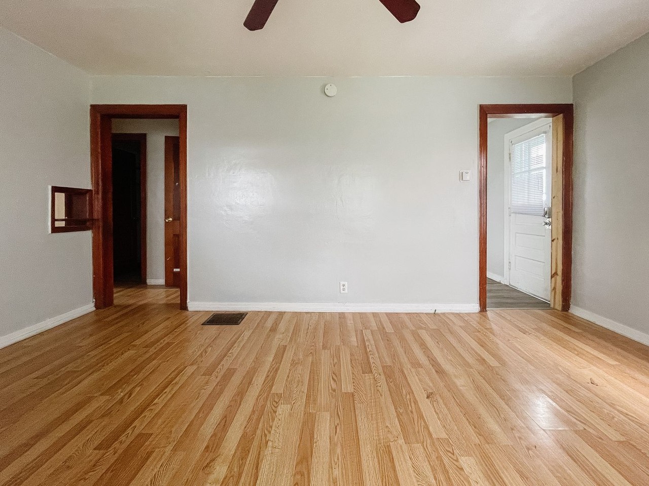 2208 S Ebright St - Photo 4 of 17