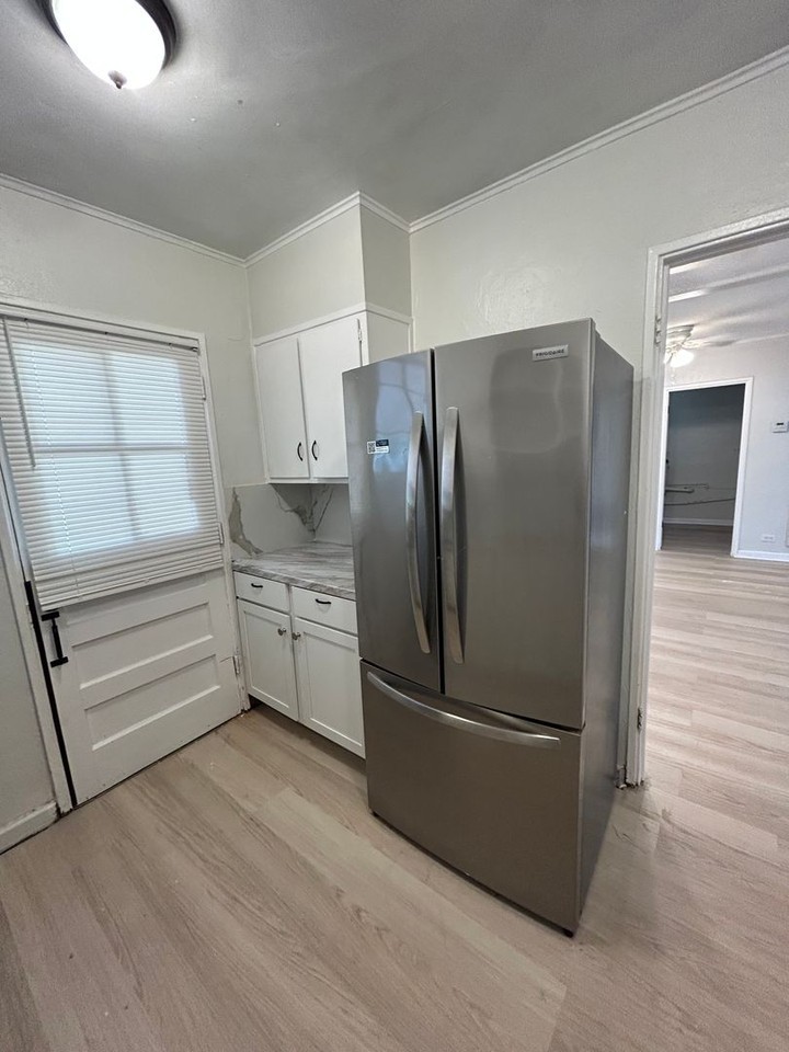 1523 Malone Dr - Photo 7 of 11