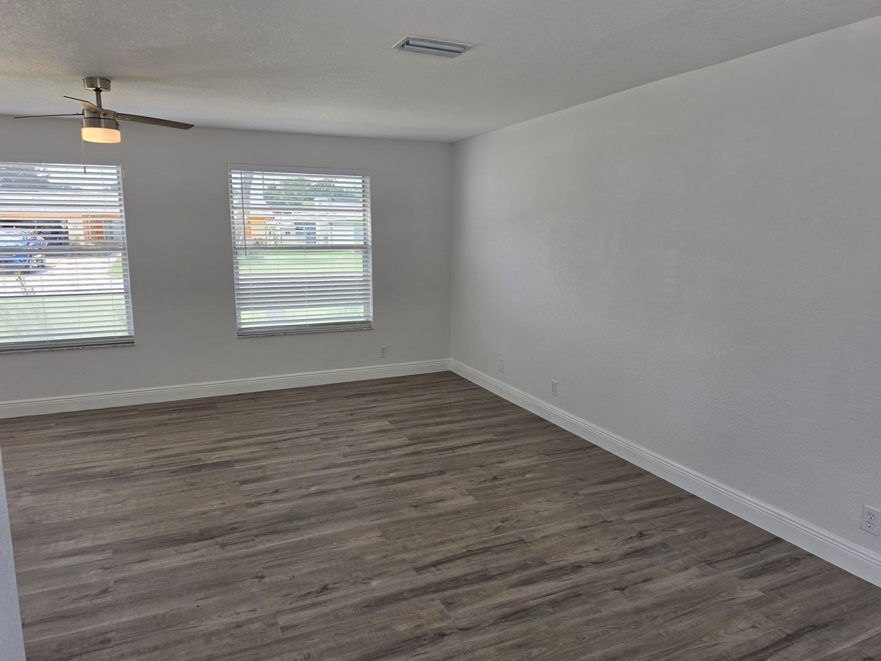 1317 Margina Ave - Photo 7 of 50