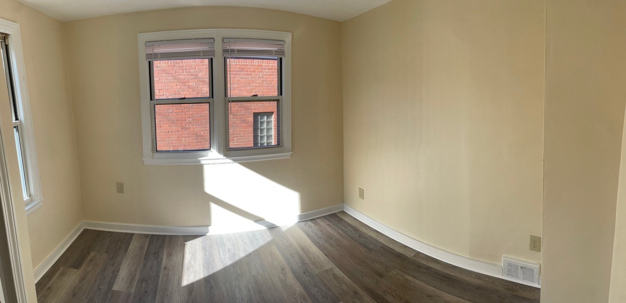 211 Burdine Ave #2ndFL - Photo 4 of 12