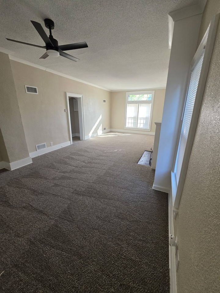 715 W Harvey Ave - Photo 7 of 22