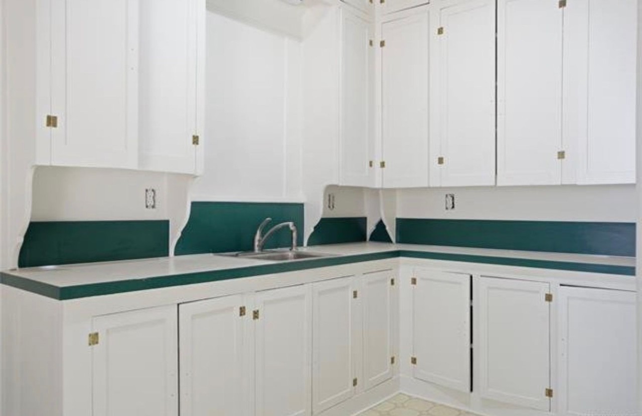 1207 S Carson Ave - Photo 3 of 8