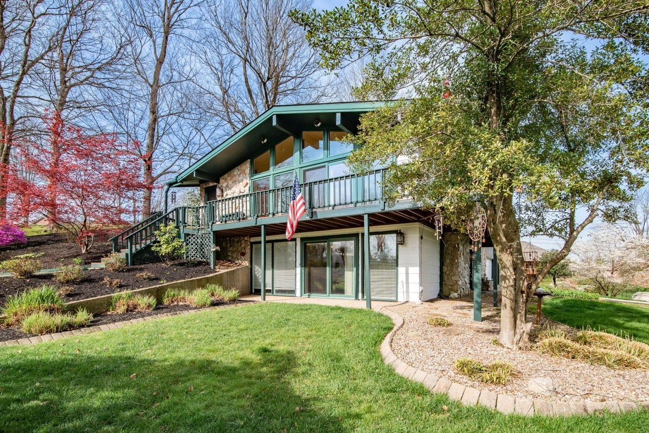 812 Burgandy Ct - Photo 2 of 50