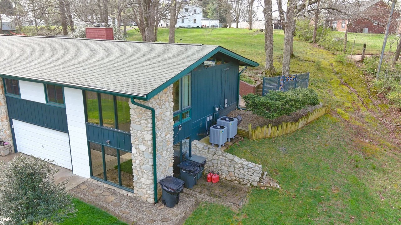 812 Burgandy Ct - Photo 5 of 50