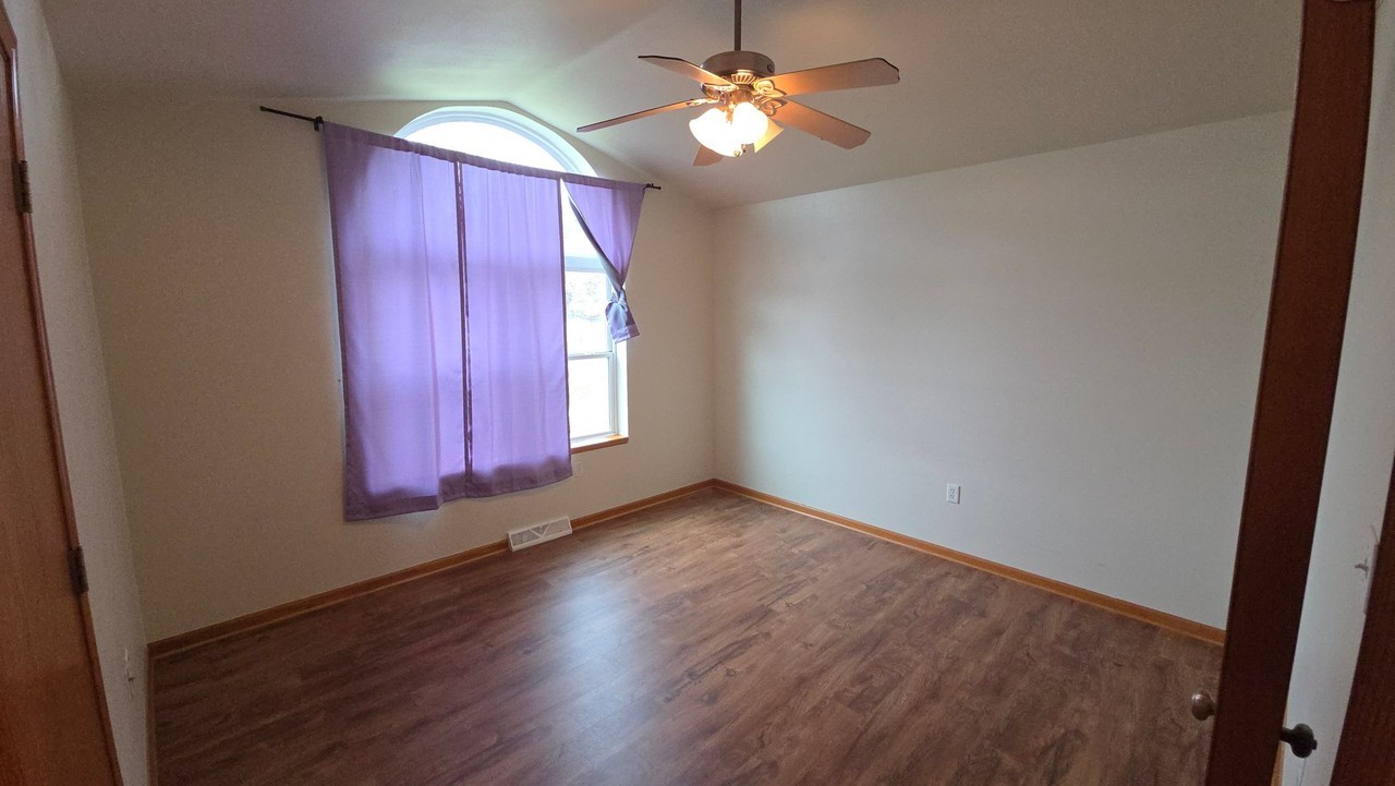 1714 9th Ave - Photo 7 of 9