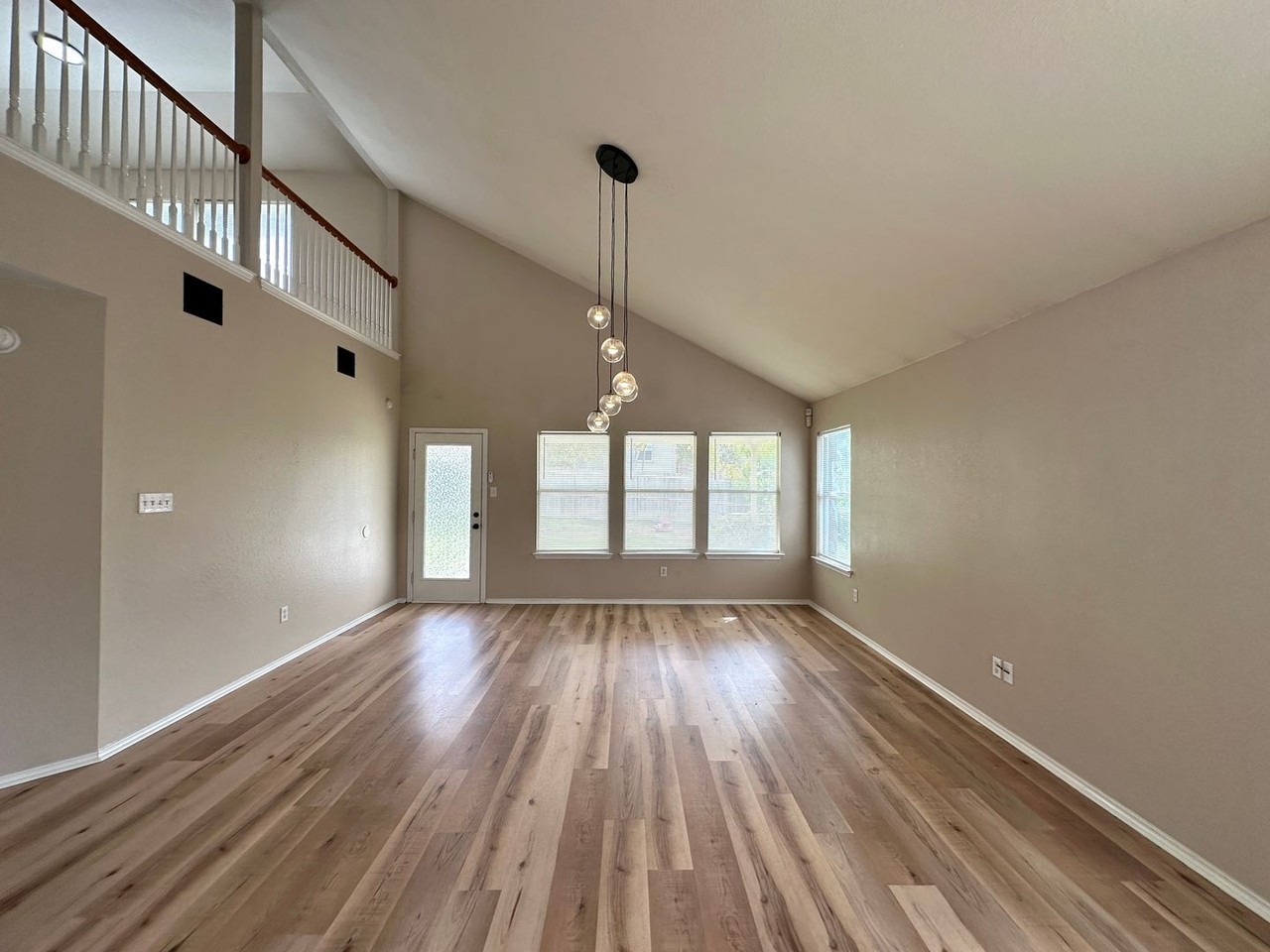 6400 Nessy Dr - Photo 4 of 45