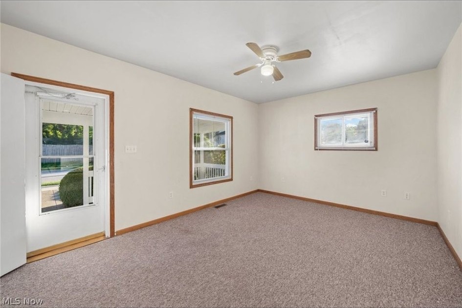1187 Duane Ave - Photo 3 of 16