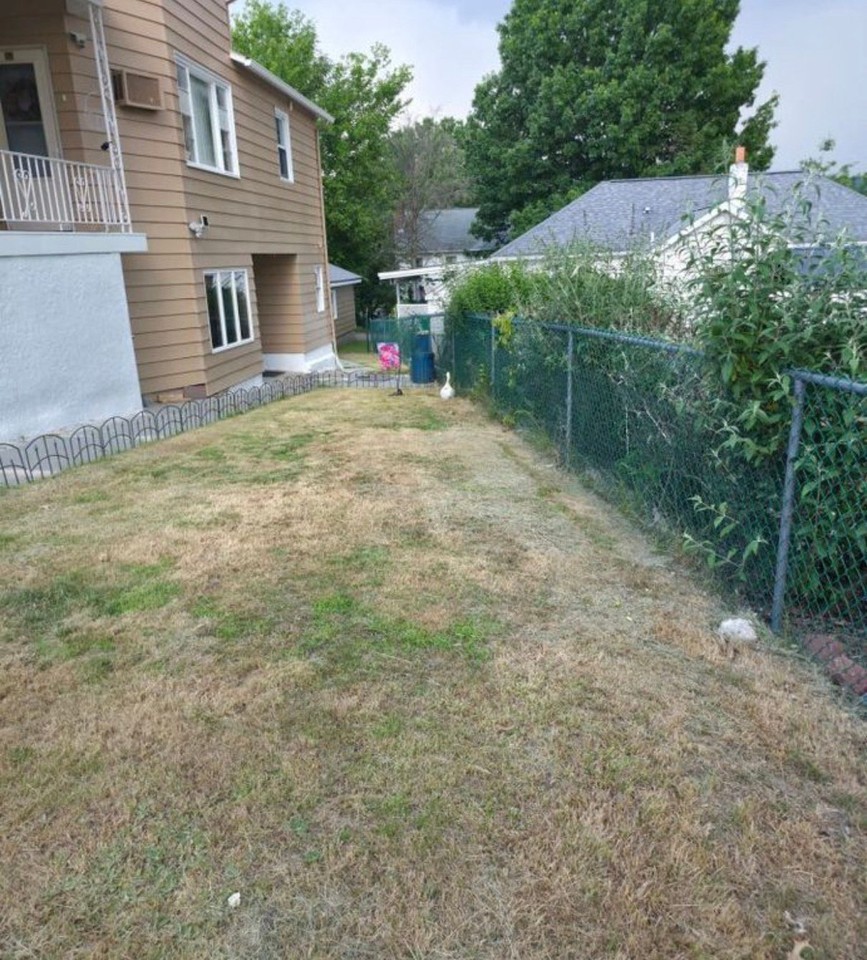 161 Johnson St - Photo 3 of 20