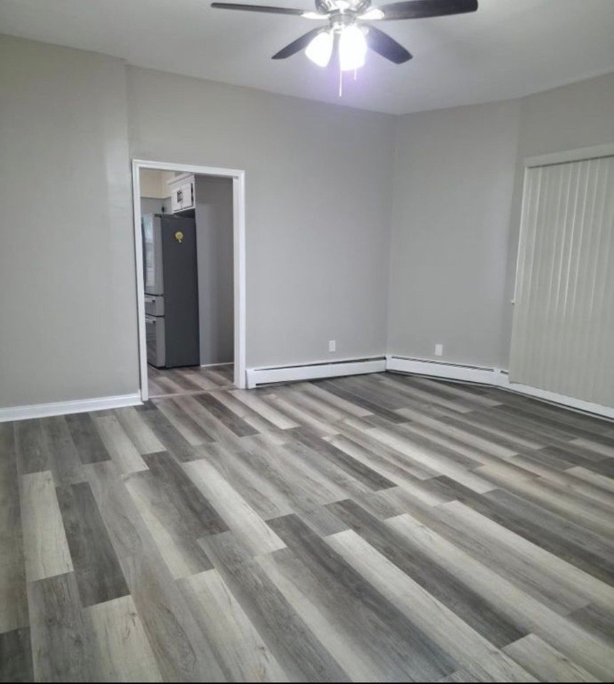 161 Johnson St - Photo 7 of 20