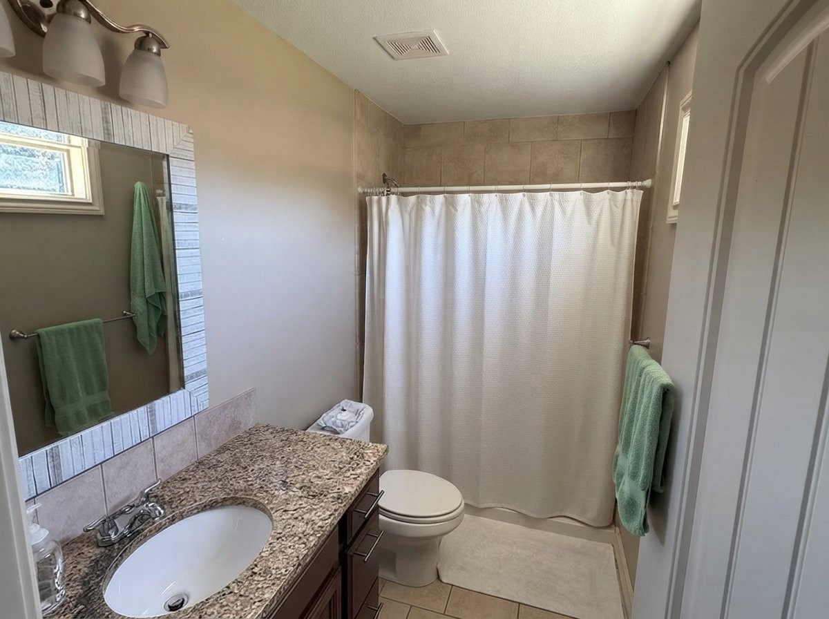 2307 N Hathway Cir - Photo 2 of 4