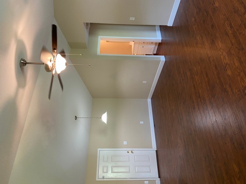 1120 Fourth St - Photo 5 of 13