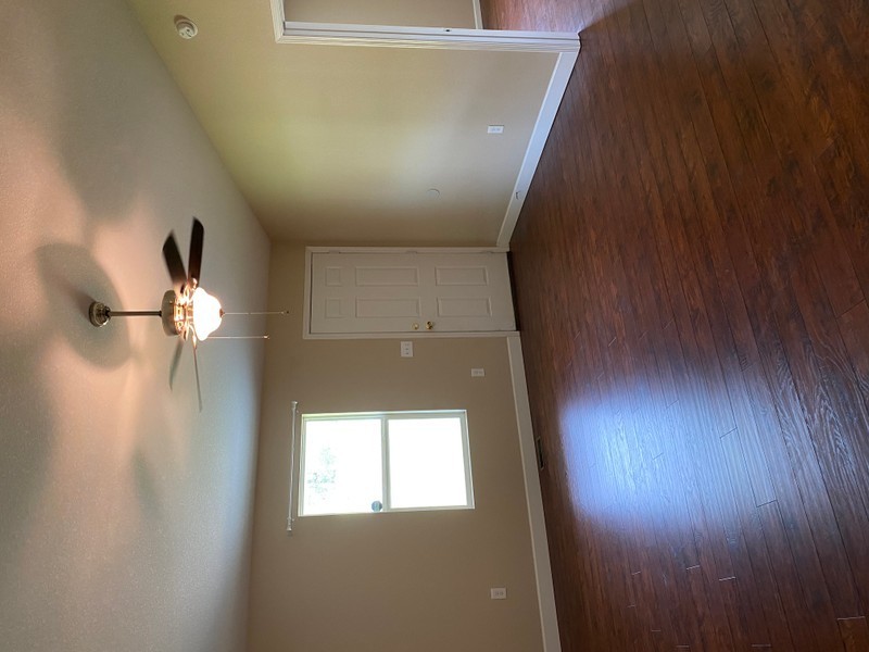 1120 Fourth St - Photo 7 of 13