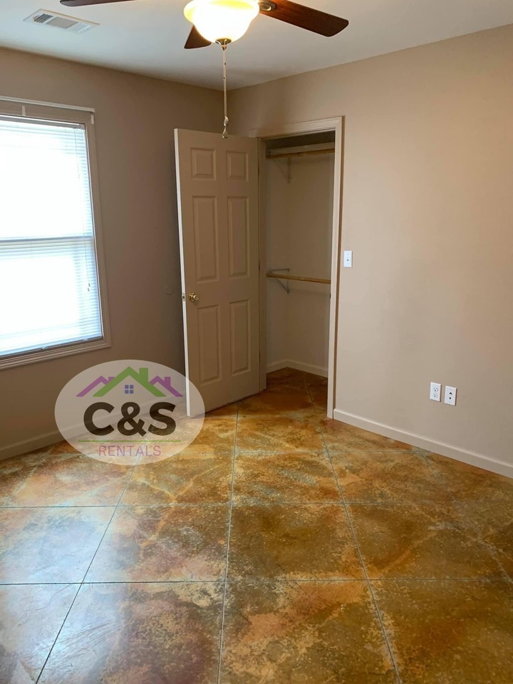 2163 Smothers Rd - Photo 5 of 11