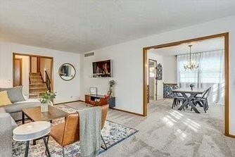 1044 N Lawrence Ct - Photo 4 of 13