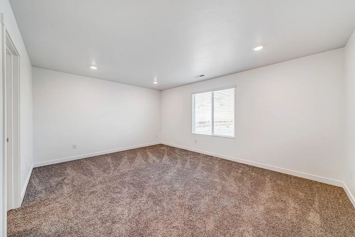 8906 W Centurion Dr - Photo 2 of 18