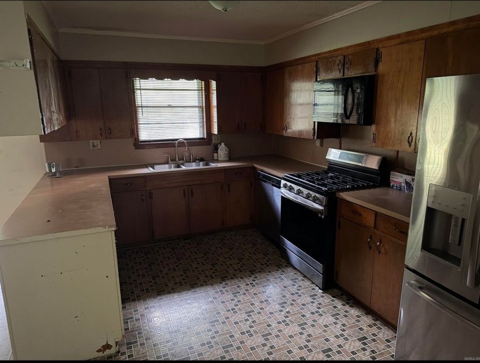 2410 Sheraton Park Dr - Photo 2 of 9