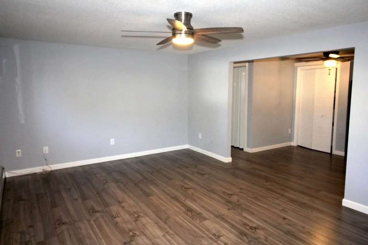 11 Tiffany Rd #1 - Photo 3 of 16