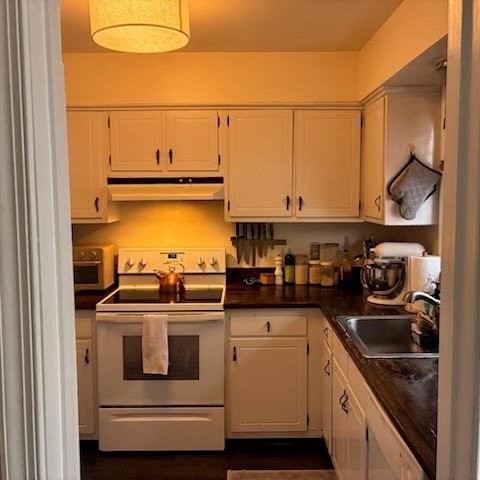1044 Ramsgate Ct #C - Photo 6 of 26