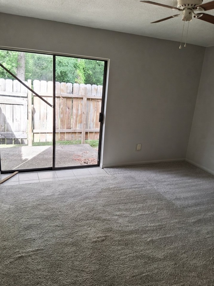 124 N Meyers Dr #A - Photo 2 of 3