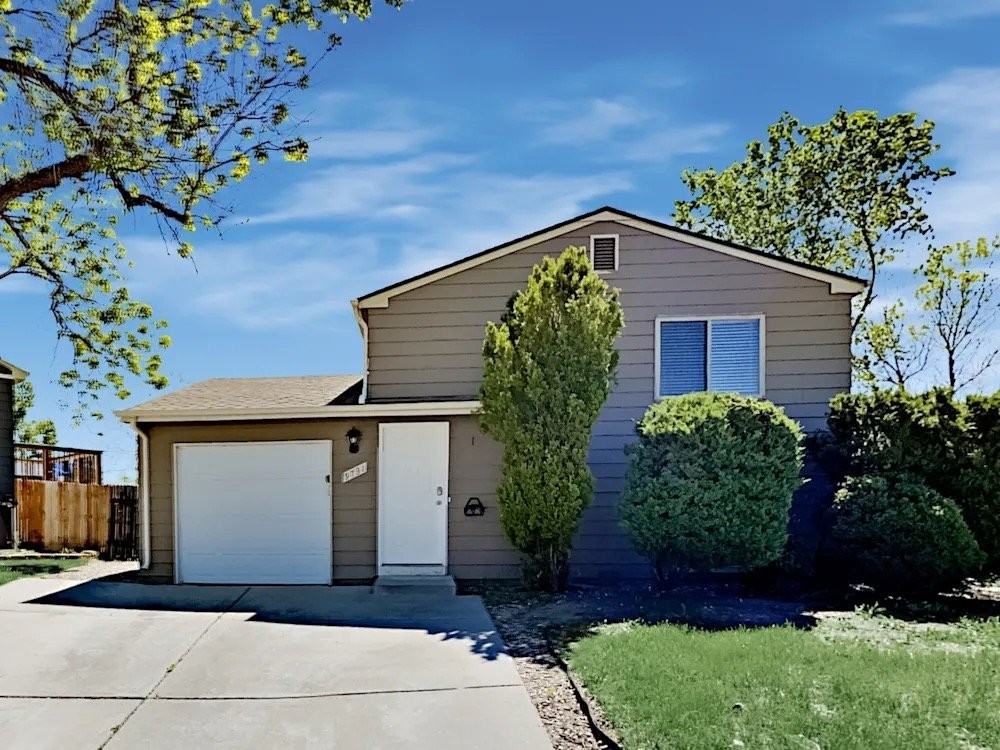 107486 Moore Cir - Photo 2 of 11