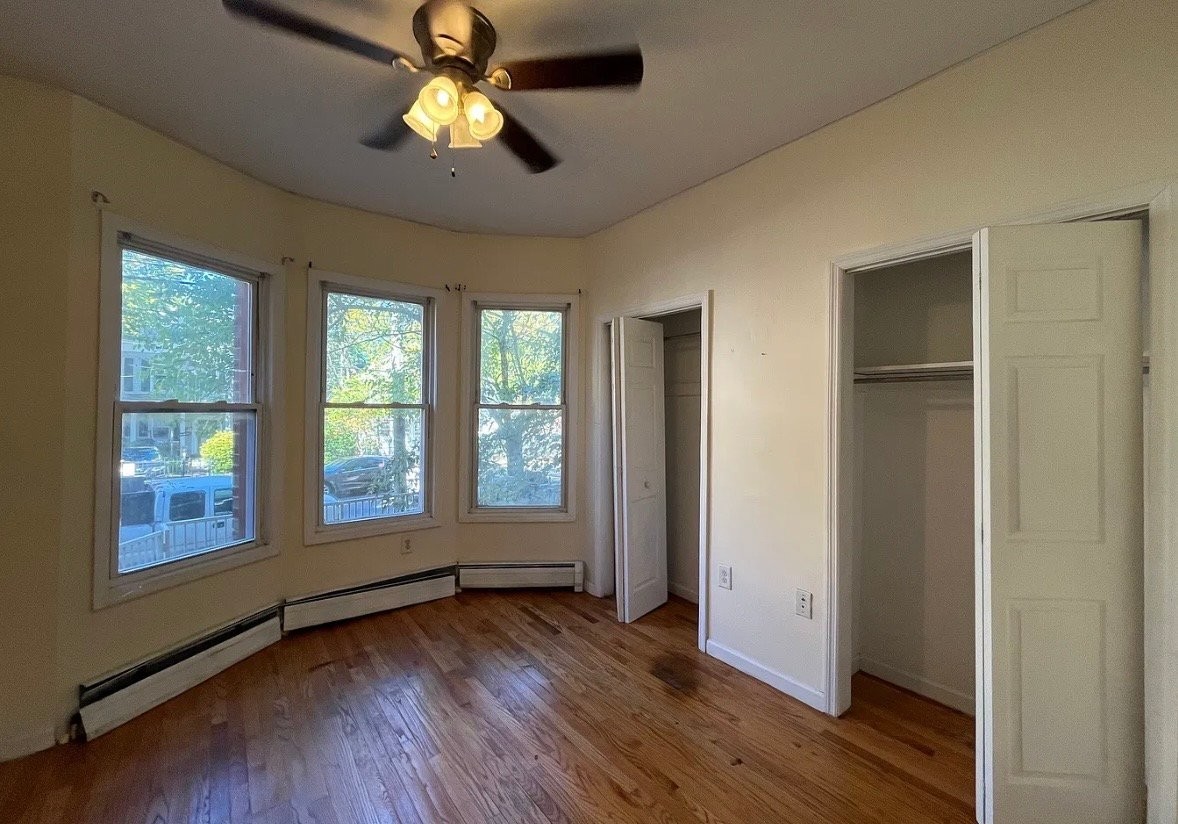 262 Bergen Ave #1L - Photo 5 of 7