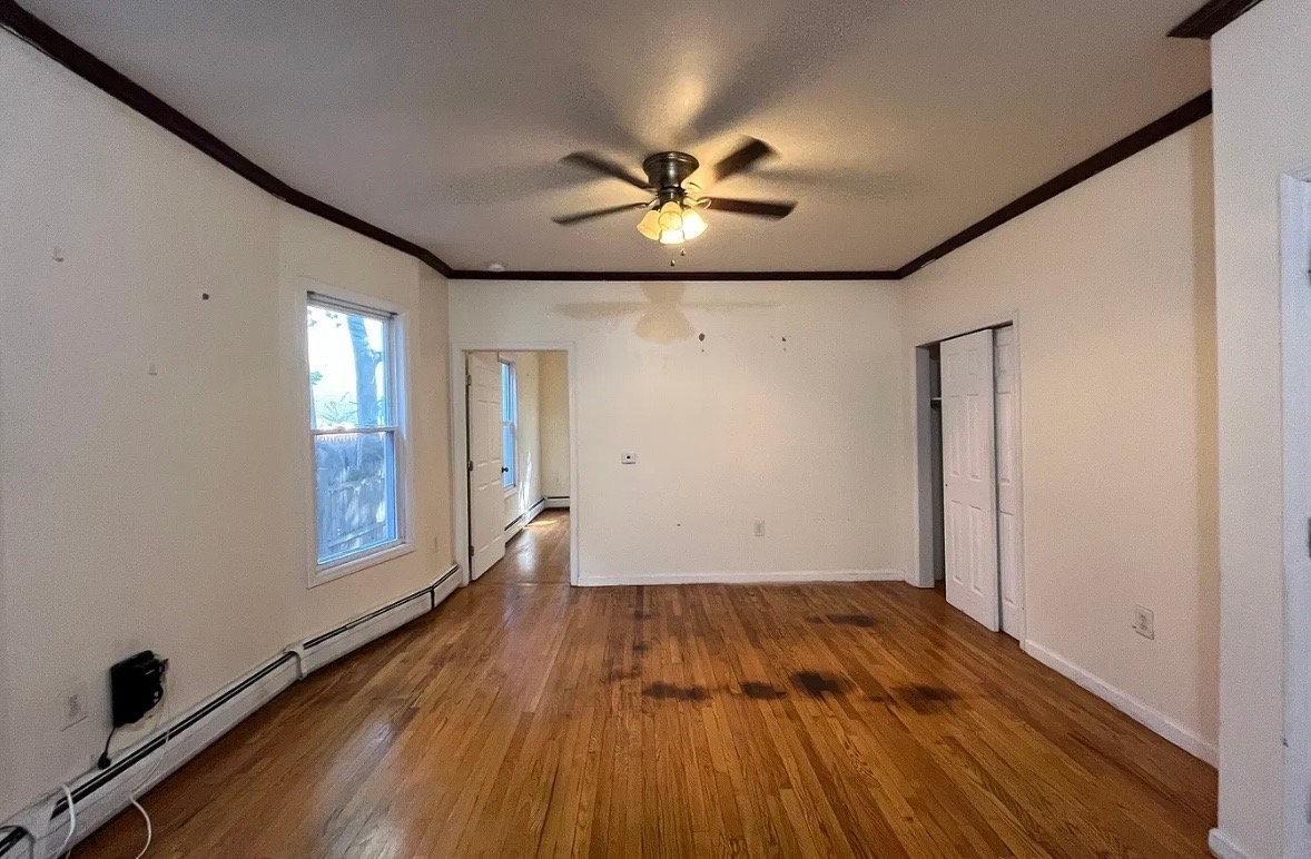262 Bergen Ave #1L - Photo 6 of 7