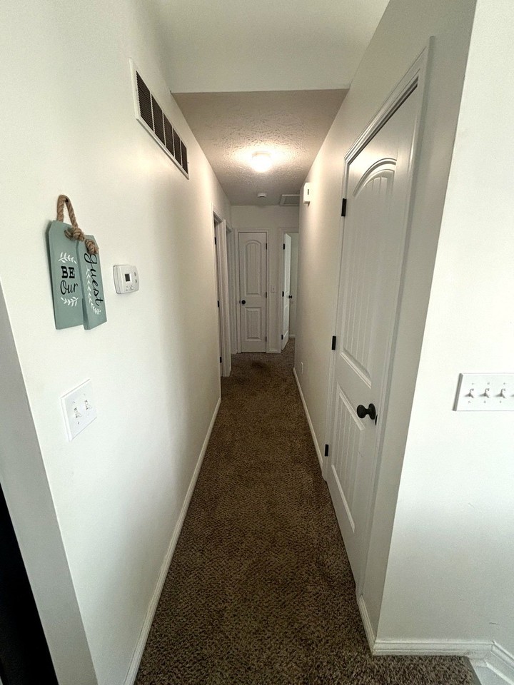 1133 Gemstone Pointe Dr - Photo 7 of 19