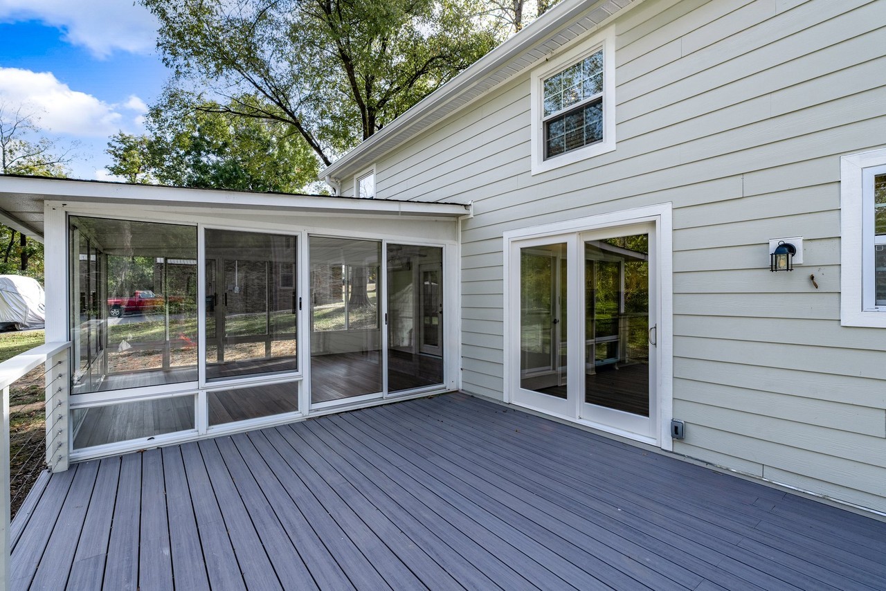 1207 Holly Hill Dr - Photo 7 of 19