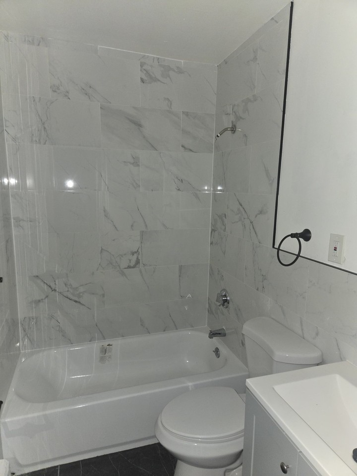 651 Barnum Ave - Photo 6 of 8