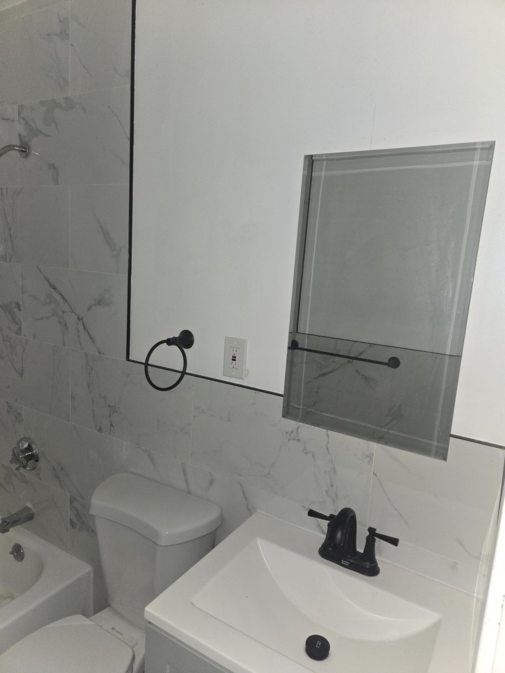 651 Barnum Ave - Photo 7 of 8
