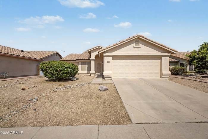 6657 N 77th Dr - Photo 2 of 19