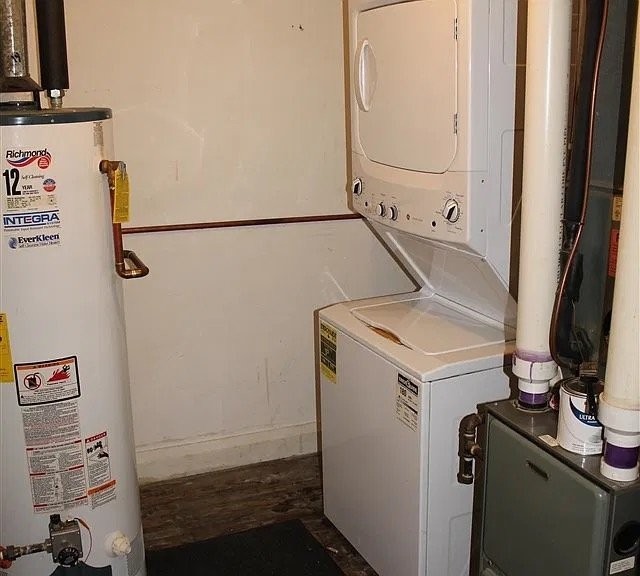 808 Superior Ave - Photo 3 of 10