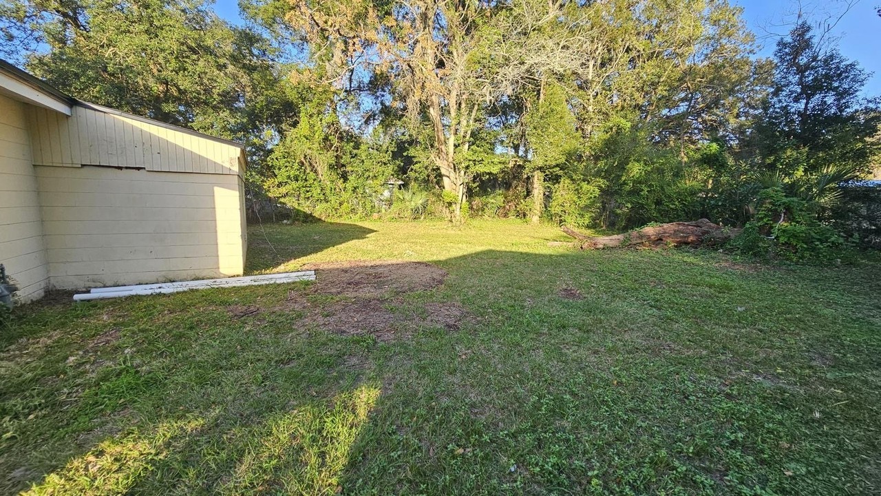 5032 Donnybrook Ave - Photo 2 of 17