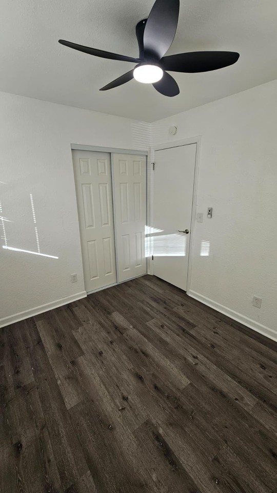 5032 Donnybrook Ave - Photo 7 of 17
