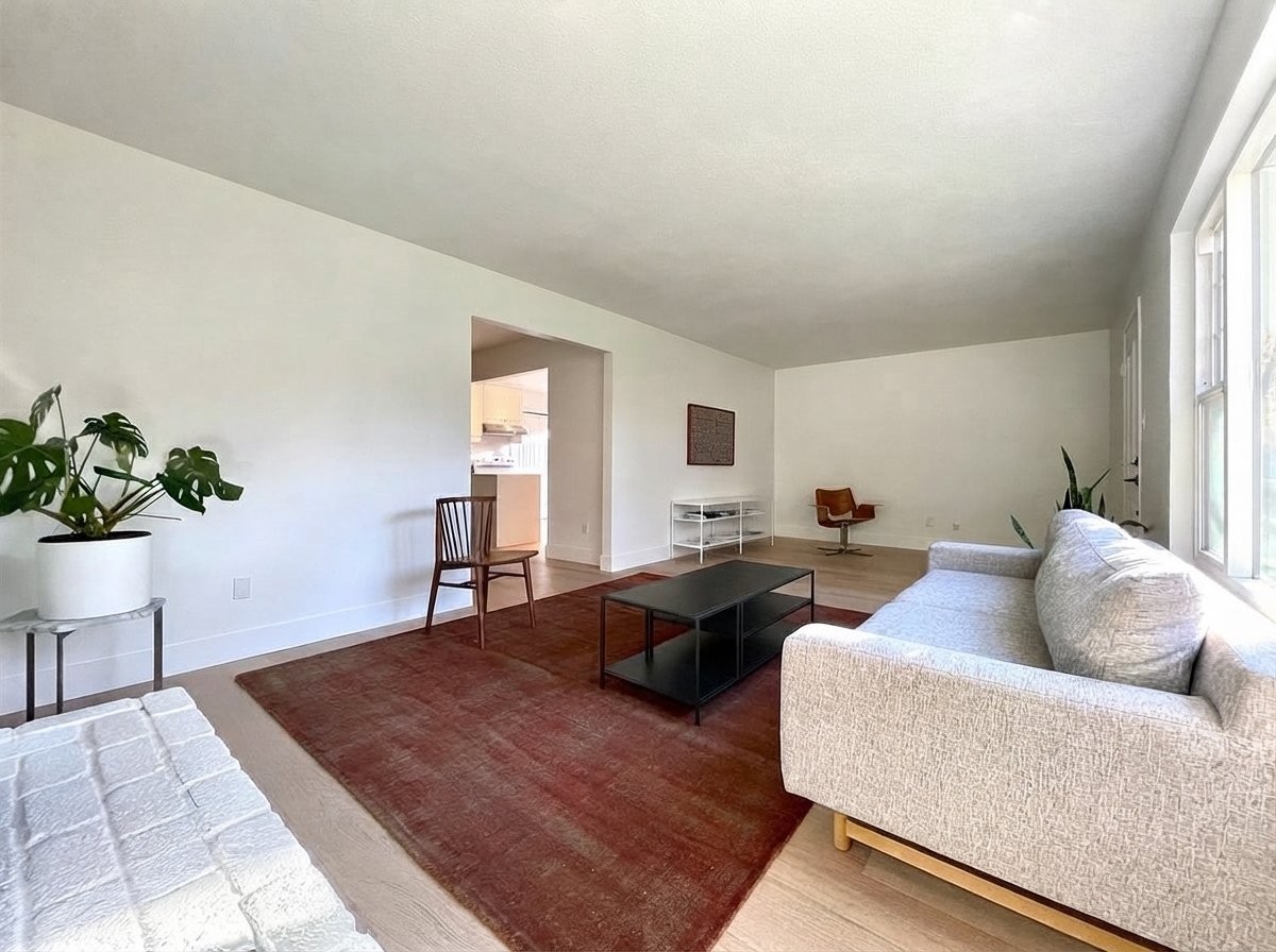 1541 36th St - Photo 3 of 13