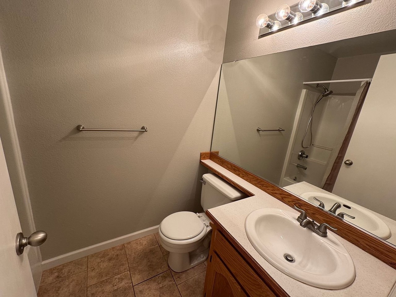 15665 Sw Thrasher Way - Photo 2 of 17