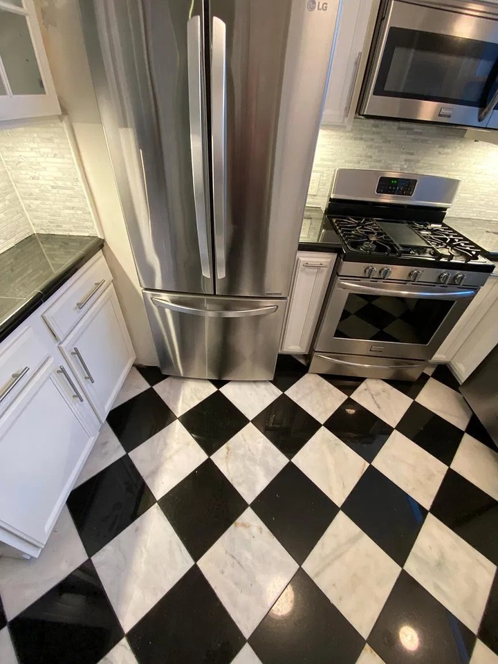 304 Bedford Ave #1 - Photo 7 of 9