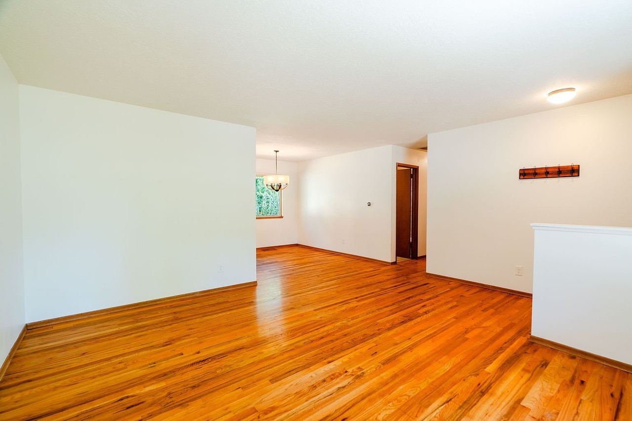 13510 Sw 61st Ave - Photo 4 of 12