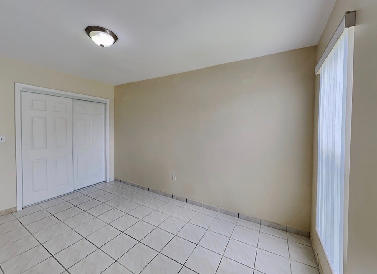 11125 Sw 173rd Ter #1 - Photo 6 of 9
