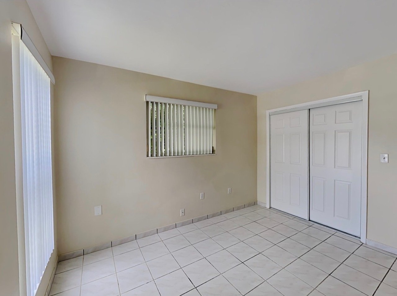 11125 Sw 173rd Ter #1 - Photo 7 of 9