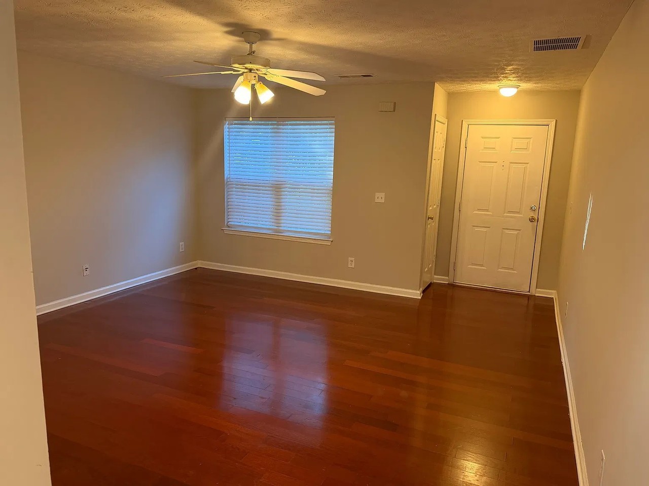 305 Springhaven Rd - Photo 2 of 19