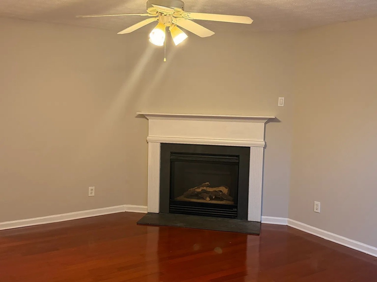 305 Springhaven Rd - Photo 3 of 19