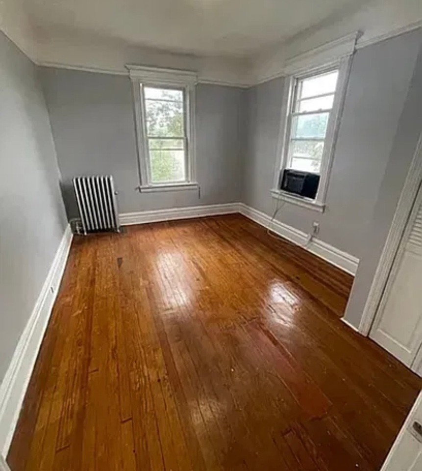 21 Vail St #3R - Photo 3 of 8